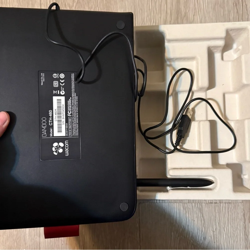 Wacom Bamboo Touch Tablet CTH-460 USB Graphic Design Drawing